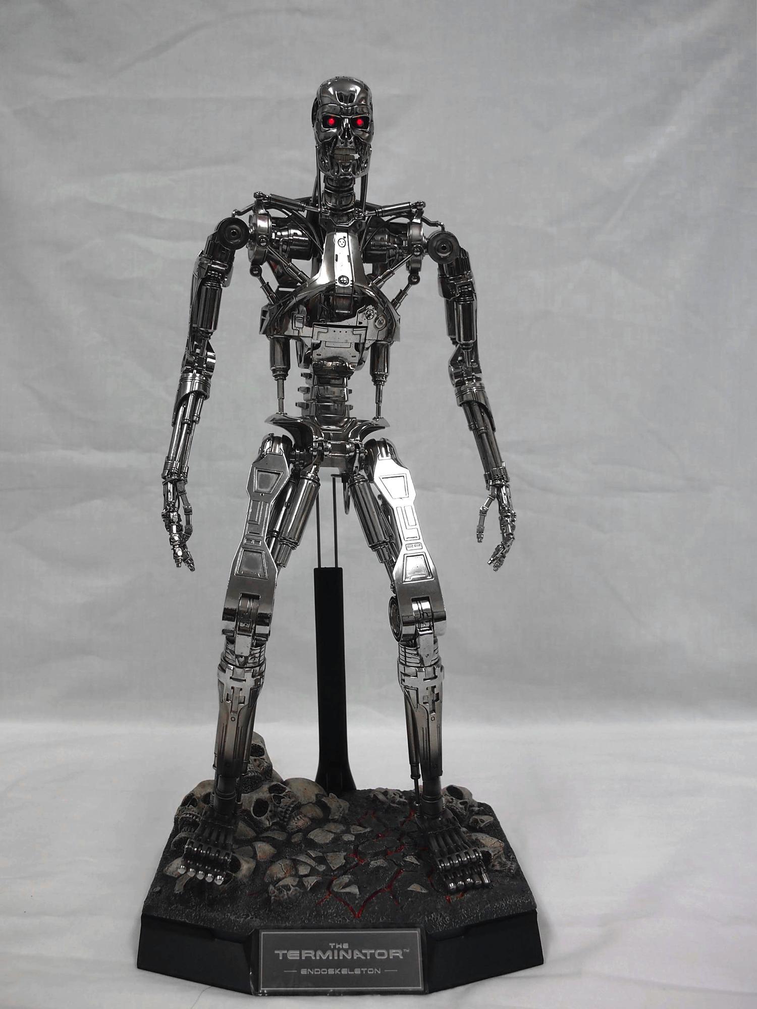 ホットトイズ 1/4 ターミネーター T-800エンドスケルトン-