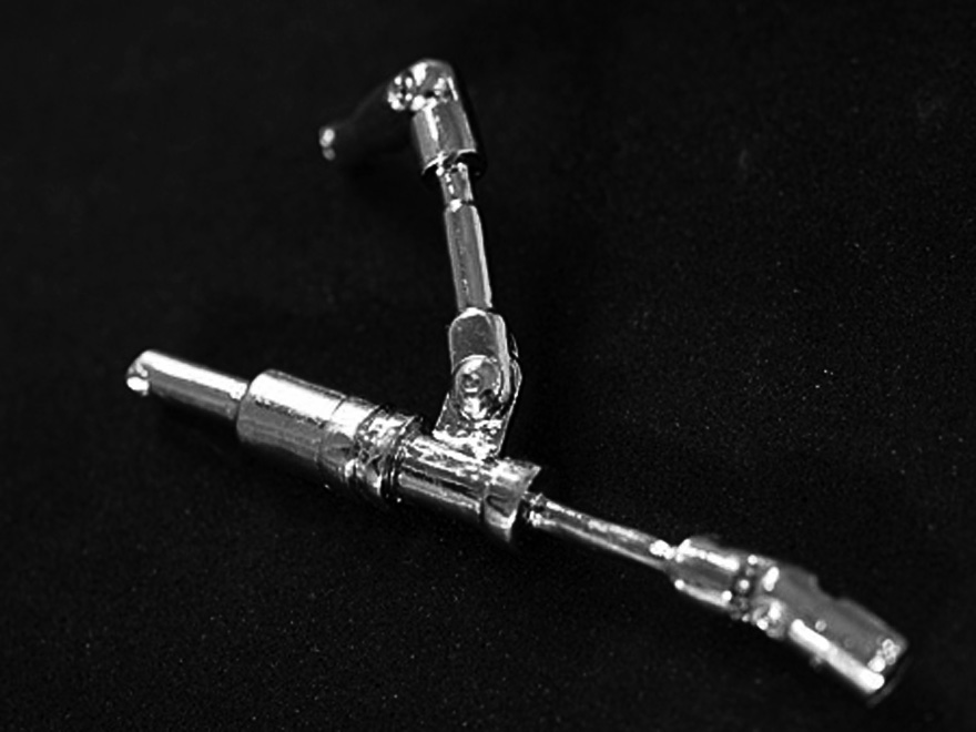 M1号社製キットのステンレス製パーツが秀逸な口のシリンダー部品 M1号社製キットのステンレス製パーツが秀逸な口のシリンダー部品
