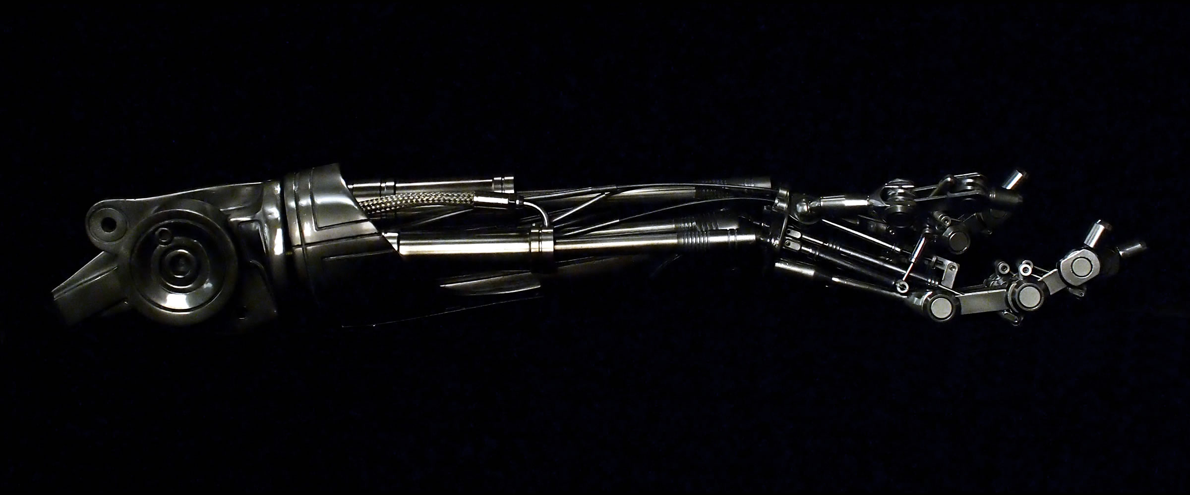 The Terminator Endoarm Prop Replica Detail